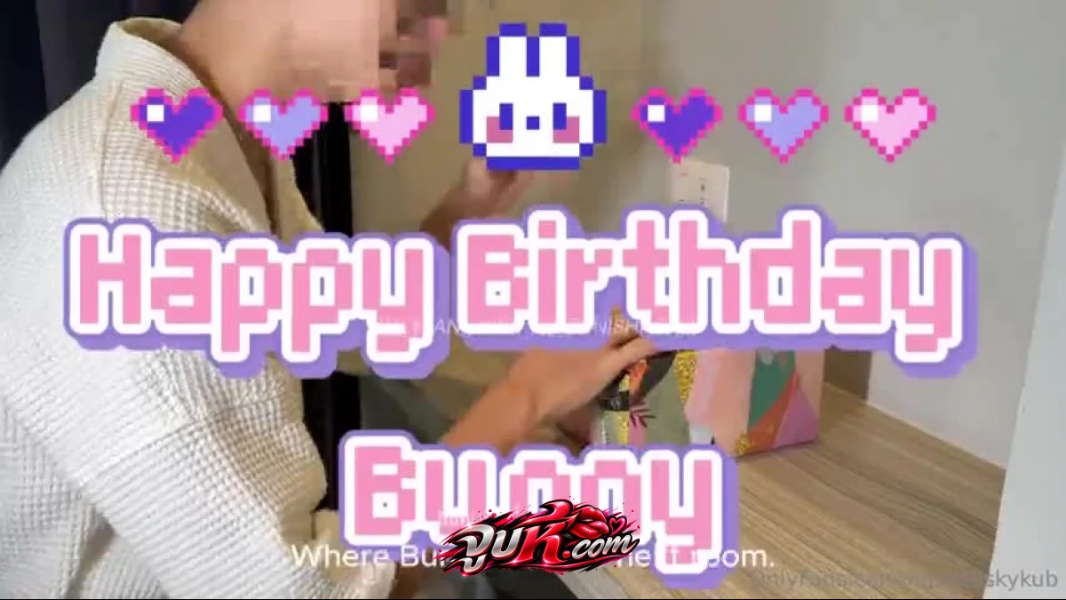 ดูหลุดโอลี่แฟน hongteskykub HBD น้องบันนี่ สาวไทยน่าเย็ดหีเนียนนมเล็กโดนพี่เทพซอยหีกระแทกในโรงแรม ท่าหมาร่อนเอวแหกหี